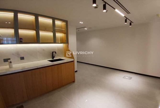 98261214 - Property Image 3