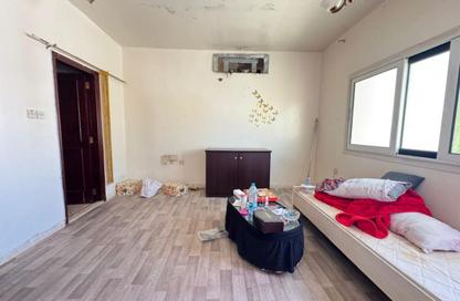 Apartment - Studio - 1 Bathroom for rent in Al Butina B - Al Butina - Sharjah