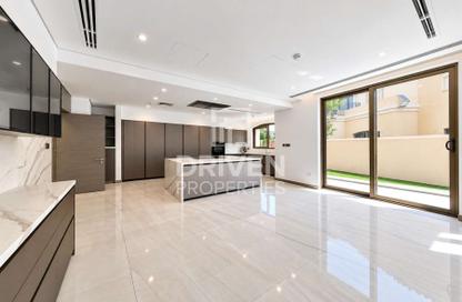 Villa - 5 - 6 for rent in Sanctuary Falls - Jumeirah Golf Estates - Dubai