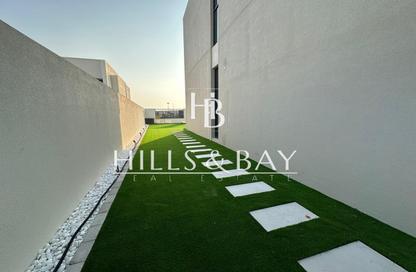 Townhouse - 4 - 5 for rent in Maha Townhouses - Town Square - Dubai