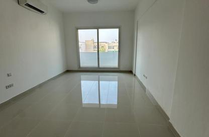 Apartment - 1 - 2 for rent in Bayt Al Muteena 01 - Al Muteena - Deira - Dubai Apartment - 1 - 2 for rent in Bayt Al Muteena 01 - Al Muteena - Deira - Dubai
