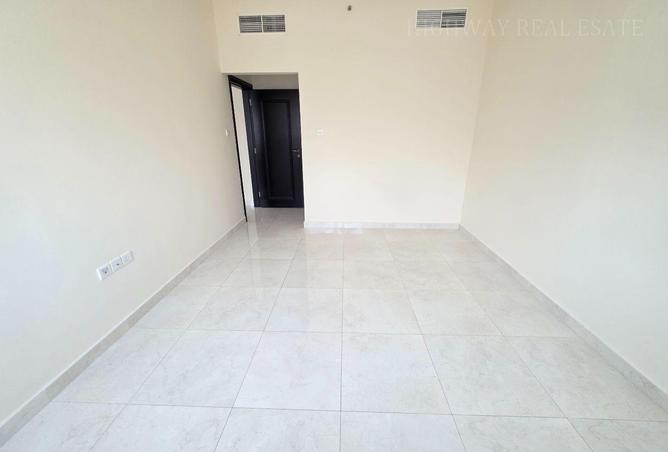 93158166 - صورة العقار 3