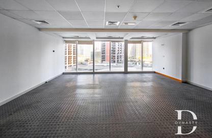 Office Space - Studio for rent in The Burlington - Business Bay - Dubai