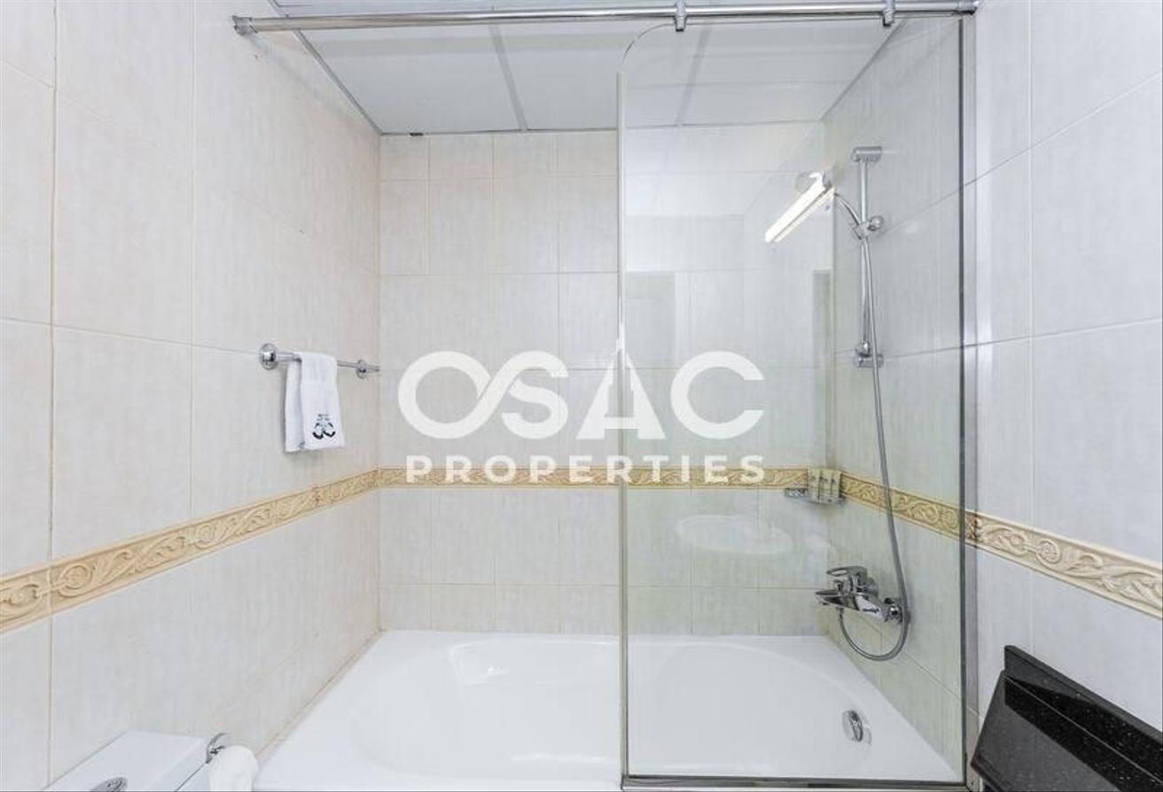 Luxury 4BR + Maid | Sea View | Vacant photo 22