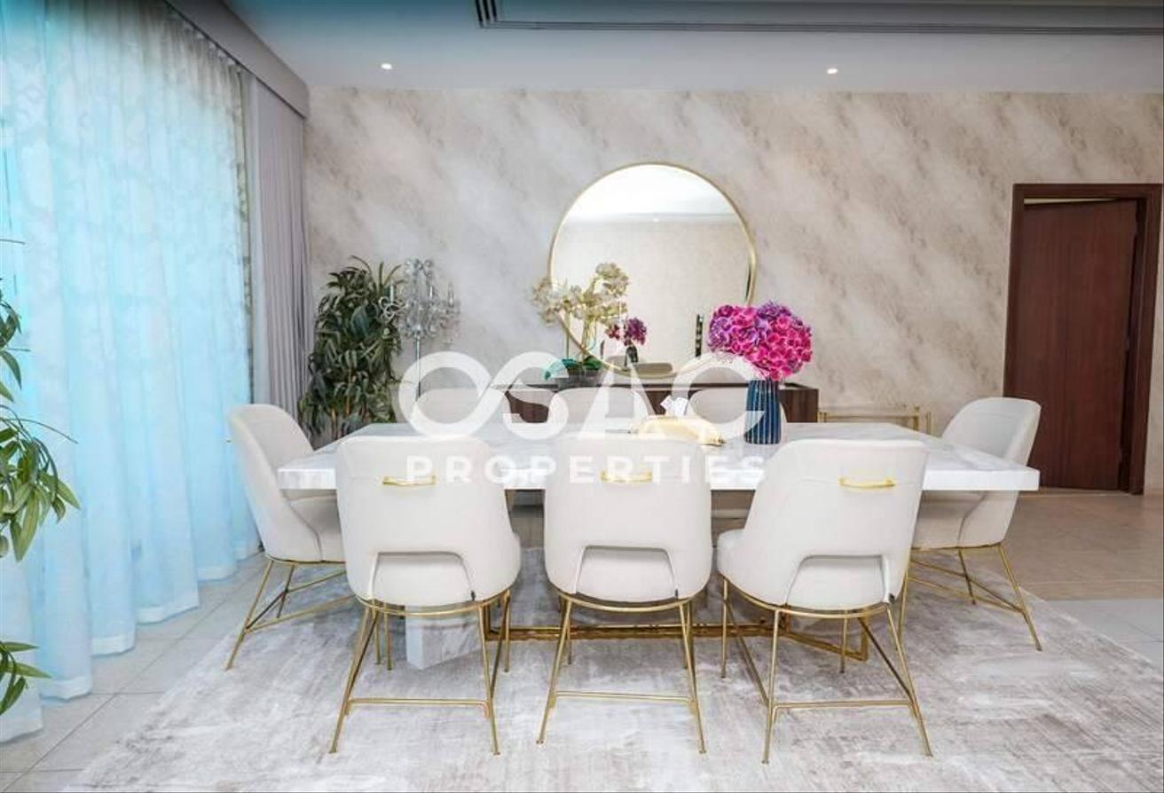 Luxury 4BR + Maid | Sea View | Vacant photo 4