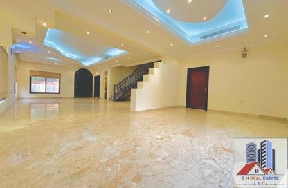 Townhouse - 5 Bedrooms - 7 Bathrooms for rent in Al Safa 2 Villas - Al Safa 2 - Al Safa - Dubai