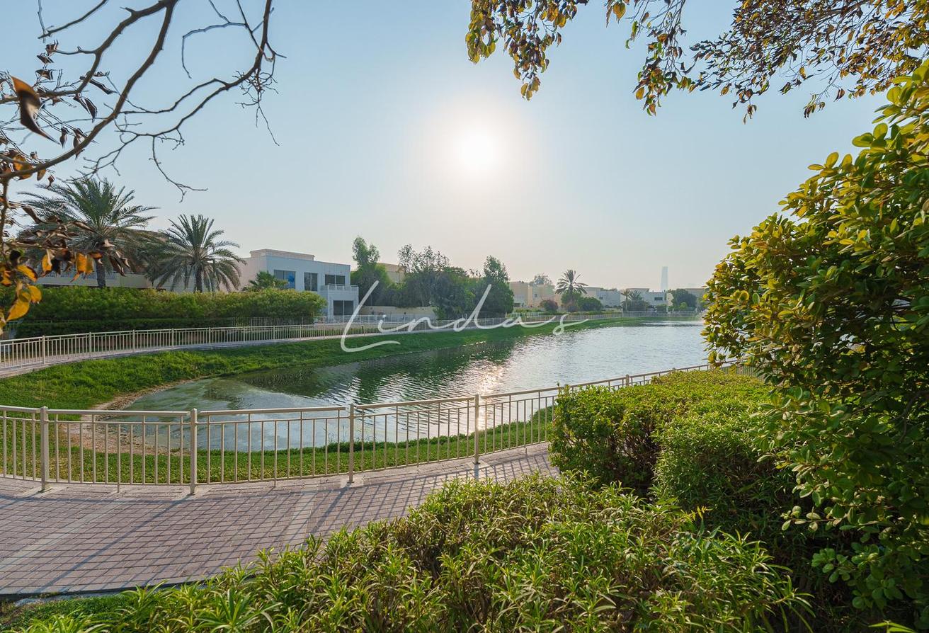 Lakefront | Exclusive| Upgraded |Family |Luxury photo 19