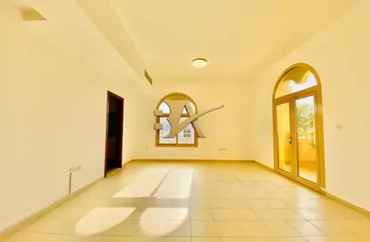 Villa - 4 Bedrooms - 5 Bathrooms for rent in Western Residence South - Falcon City of Wonders - Dubai