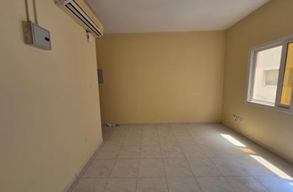 Apartment - Studio - 1 Bathroom for rent in AlFalah - Muwaileh Commercial - Sharjah