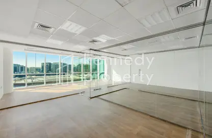 مكتب - غرفة نوم - 1 حمام للايجار في برج الياقوت - بورسعيد - ديرة - دبي