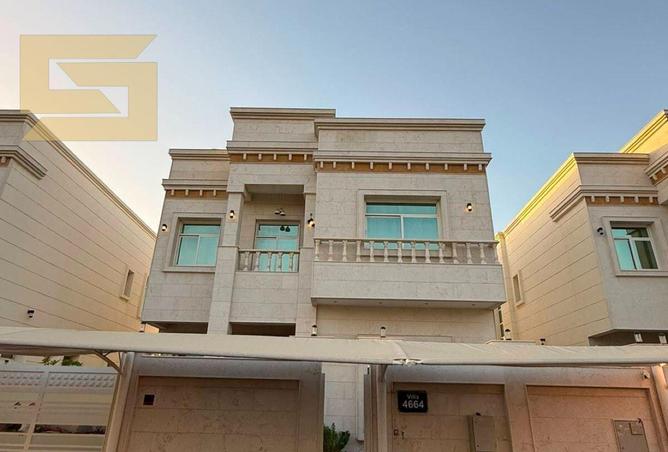 114595962 - Property Image 2