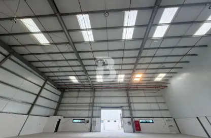 Warehouse - Studio for rent in Phase 1 - Dubai Investment Park (DIP) - Dubai