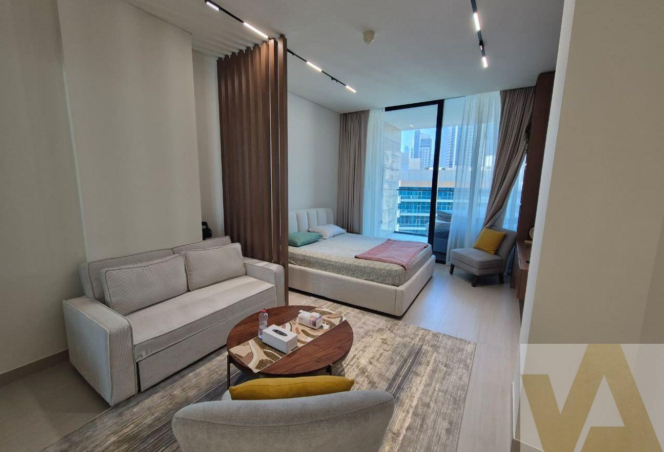 Vacant Unit | Furnished | Burj View | Pvt Jacuzzi photo 4
