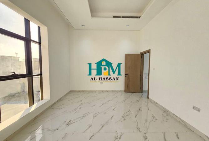 54975613 - صورة العقار 2