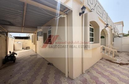Villa - 3 - 3 for rent in Fujairah Trade Centre - Town Centre - Fujairah