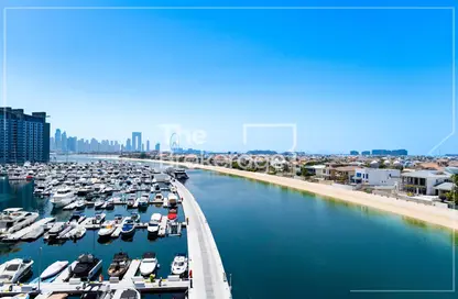 Apartment - Studio - 1 Bathroom for sale in Palm Views West - Palm Views - Palm Jumeirah - Dubai