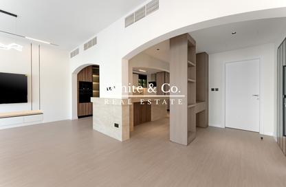Villa - 4 Bedrooms - 4 Bathrooms for rent in Meadows 9 - Meadows - Dubai