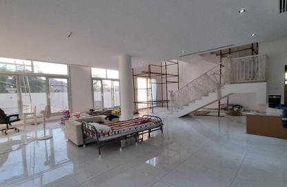 Villa - 5 Bedrooms - 7 Bathrooms for rent in Al Barsha South 1 - Al Barsha South - Al Barsha - Dubai