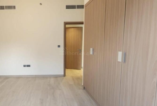 84072525 - Property Main Image