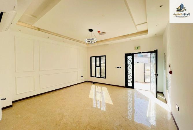 66703308 - Property Image 2