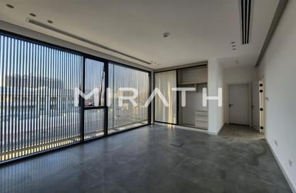 Villa - 4 Bedrooms - 5 Bathrooms for rent in Jumeirah 1 Villas - Jumeirah 1 - Jumeirah - Dubai