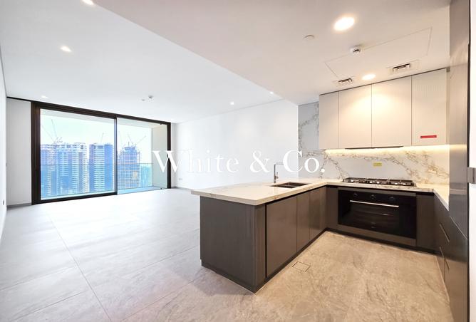 Exclusive  | Largest Layout | High Floor