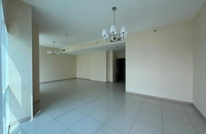 Apartment - 3 Bedrooms - 4 Bathrooms for rent in Al Khan Corniche - Al Khan - Sharjah