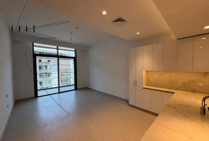 147800405 - Property Image 3