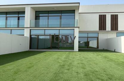 Townhouse - 2 - 3 for rent in Souk Al Jubail - Al Jubail Island - Abu Dhabi