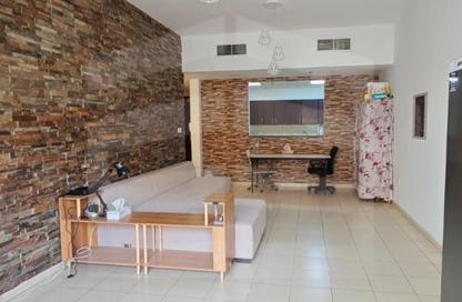 Apartment - 2 Bedrooms - 3 Bathrooms for sale in Autumn 2 - Autumn - Seasons Community - District 15 - Jumeirah Village Circle - Dubai