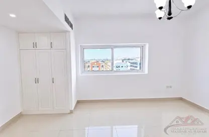 Apartment - 2 Bedrooms - 2 Bathrooms for rent in Muweileh Community - Muwaileh Commercial - Sharjah