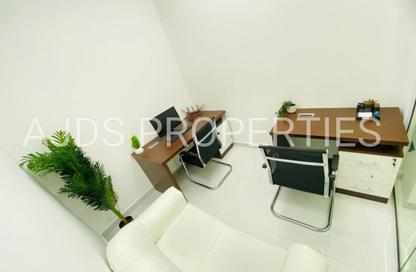 Office Space - Studio - 1 Bathroom for rent in Red Avenue - Al Garhoud - Dubai