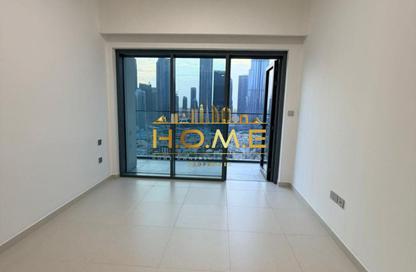 Apartment - 2 Bedrooms - 2 Bathrooms for rent in Burj Royale - Downtown Dubai - Dubai