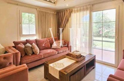 Villa - 3 Bedrooms - 4 Bathrooms for rent in Springs 1 - The Springs - Dubai