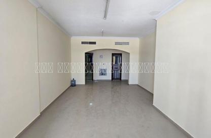 Apartment - 2 Bedrooms - 2 Bathrooms for rent in Al Khan Lagoon Tower - Al Khan Lagoon - Al Khan - Sharjah