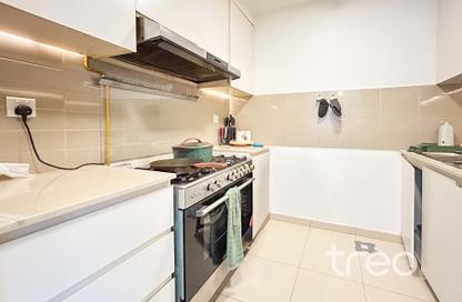 Apartment - 3 - 3 for sale in Hayat Boulevard 2B - Hayat Boulevard 2 - Hayat Boulevard - Town Square - Dubai