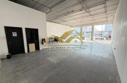 Shop - Studio - 1 for rent in Al Mina - Bur Dubai - Dubai Shop - Studio - 1 for rent in Al Mina - Bur Dubai - Dubai