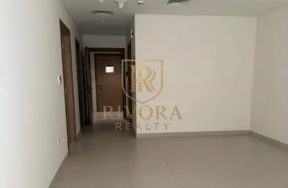 شقة - غرفة نوم - 2 حمامات للايجار في دار الحي - السوق الكبير - بر دبي - دبي