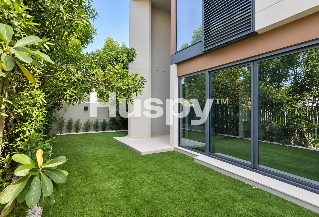 Backing Greenbelt | Unfurnished | Close to Pool photo 2