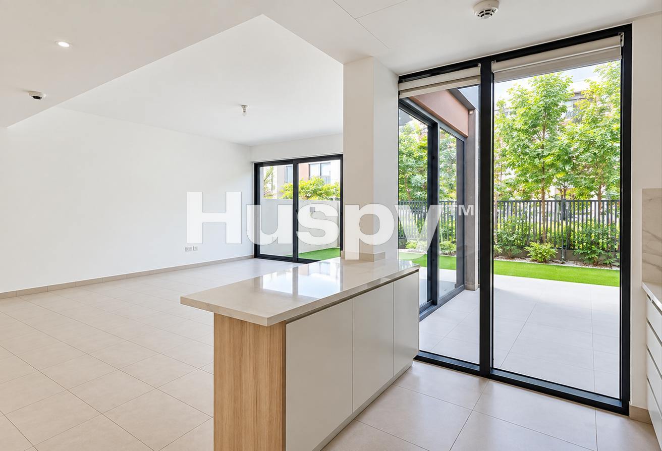 Backing Greenbelt | Unfurnished | Close to Pool photo 4