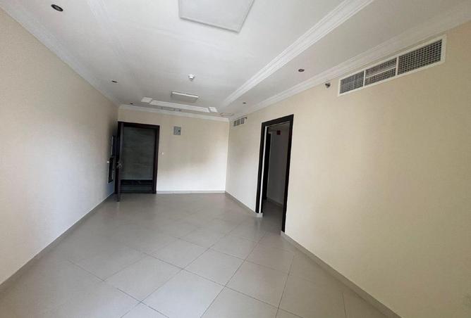 87033997 - صورة العقار 2