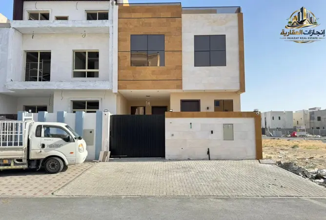 145972538 - Property Image 2