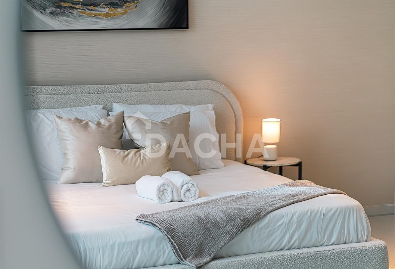 Elegant Studio | Modern Furniture | Large Layout photo 7