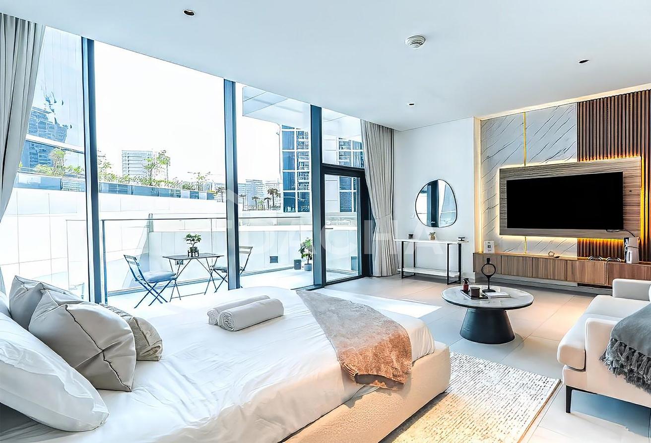 Elegant Studio | Modern Furniture | Large Layout photo 2