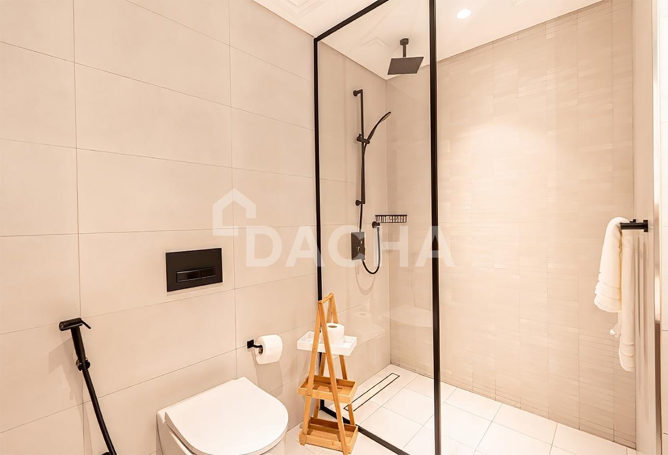 Elegant Studio | Modern Furniture | Large Layout photo 10