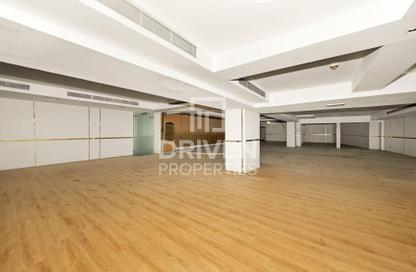 Retail - Studio for rent in Fairmont Hotel - Sheikh Zayed Road - Dubai