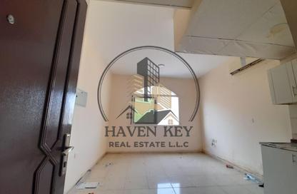 Apartment - Studio - 1 for rent in Fire Station Road - Muwaileh - Sharjah