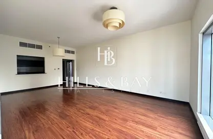 Apartment - 1 Bedroom - 2 Bathrooms for rent in Green Lakes Towers 3 - Green Lakes Towers - JLT Cluster S - Jumeirah Lake Towers - Dubai