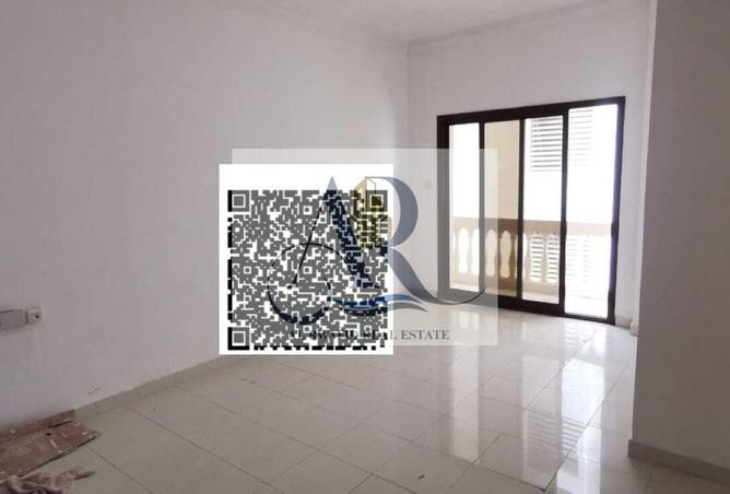 81927055 - Property Image 2