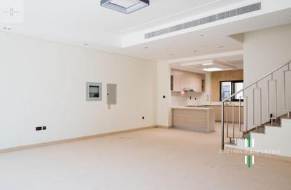 Townhouse - 4 - 5 for rent in Dubai Investment Park 1 (DIP 1) - Dubai Investment Park (DIP) - Dubai